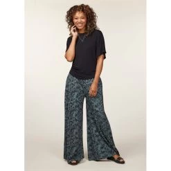 EQL Women's Soft Sweep Wide Leg Print Pant - Bluegrass Countryside -Equestrian Supplies 645404 800 800